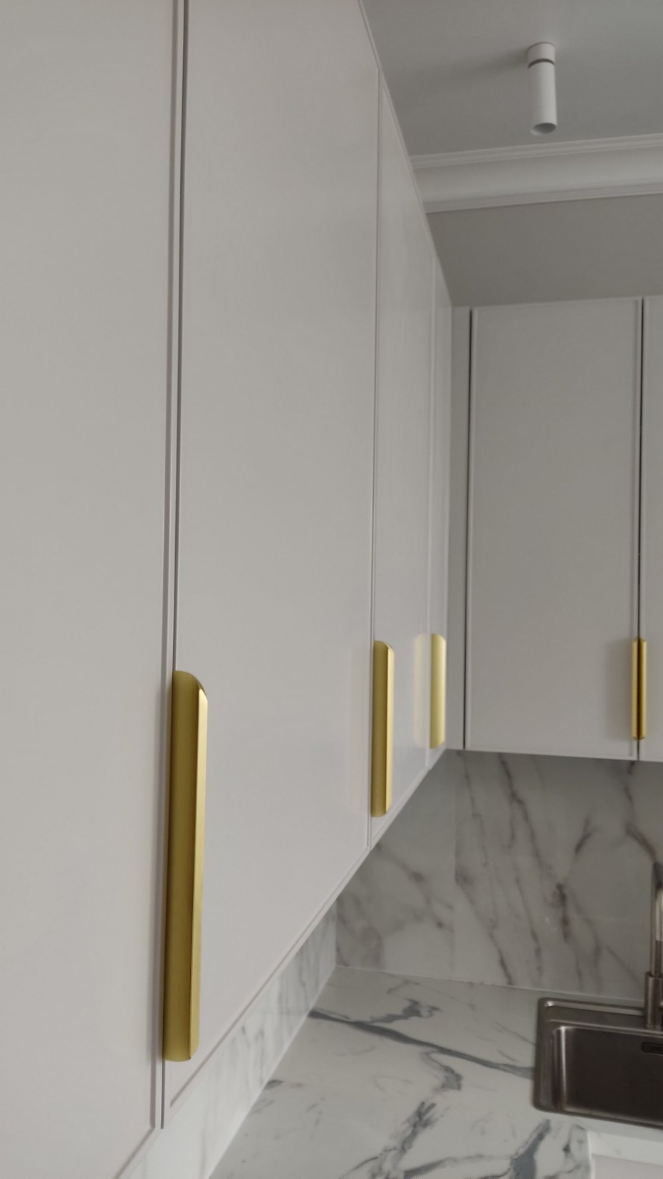 КУХНЯ по адресу пл.Ленина д.6 кв.61